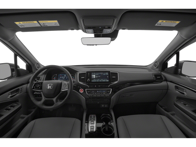 2019 Honda Pilot Touring w/Rear Captain's Chairs