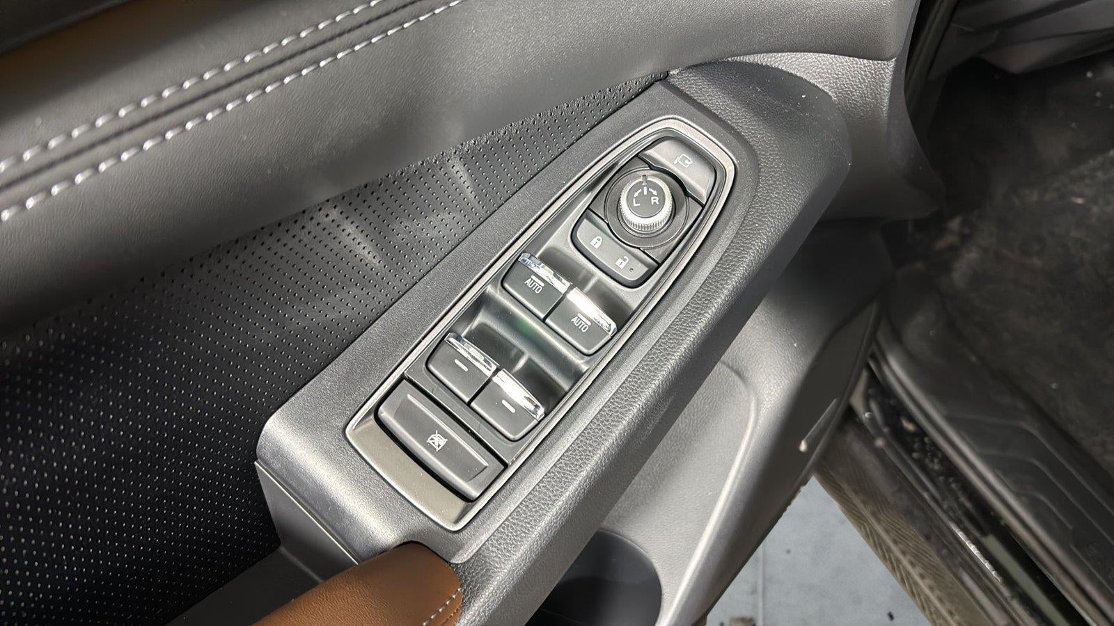 2026 Subaru Ascent Touring - Photo 12