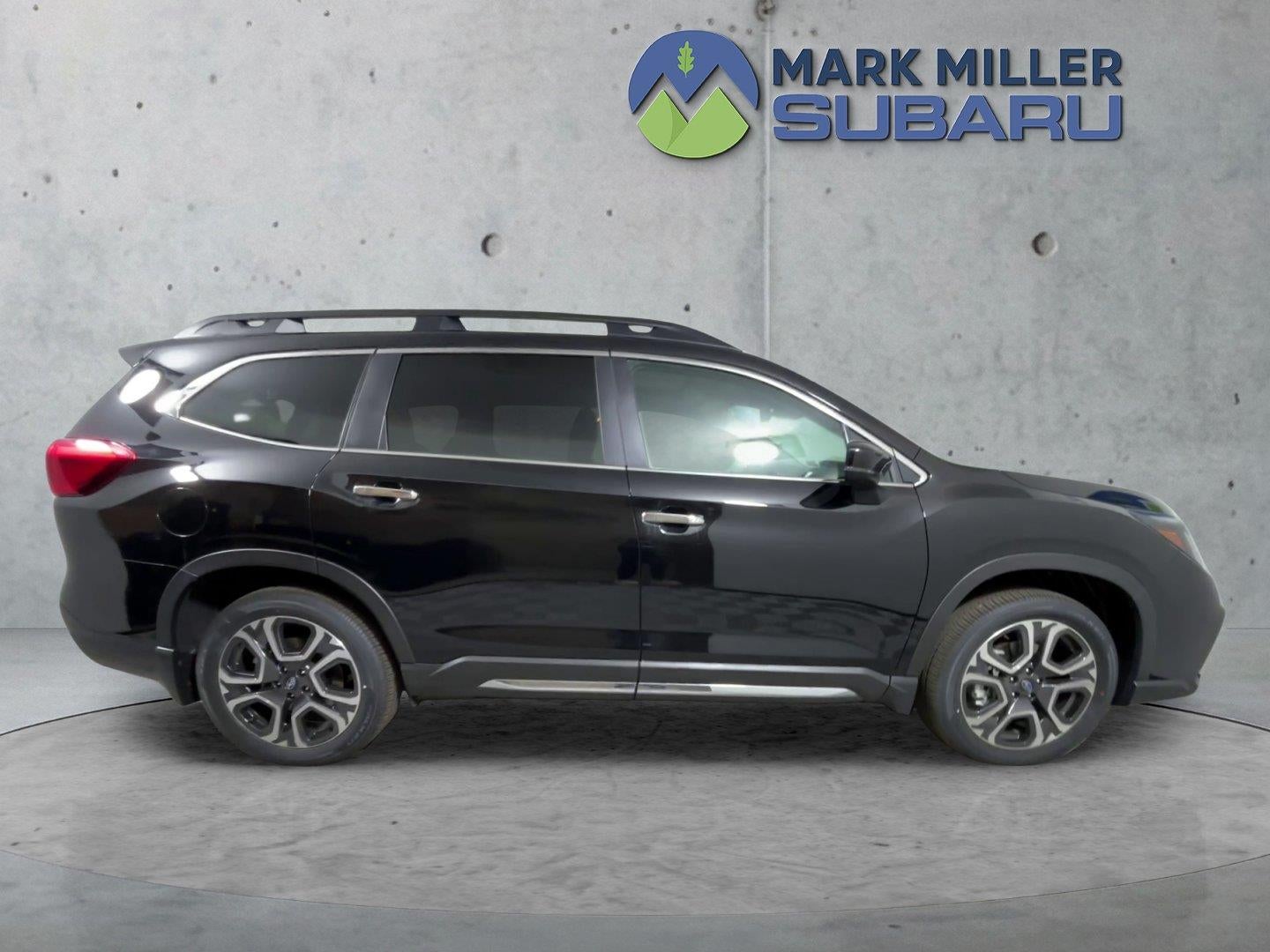 2026 Subaru Ascent Touring - Photo 8