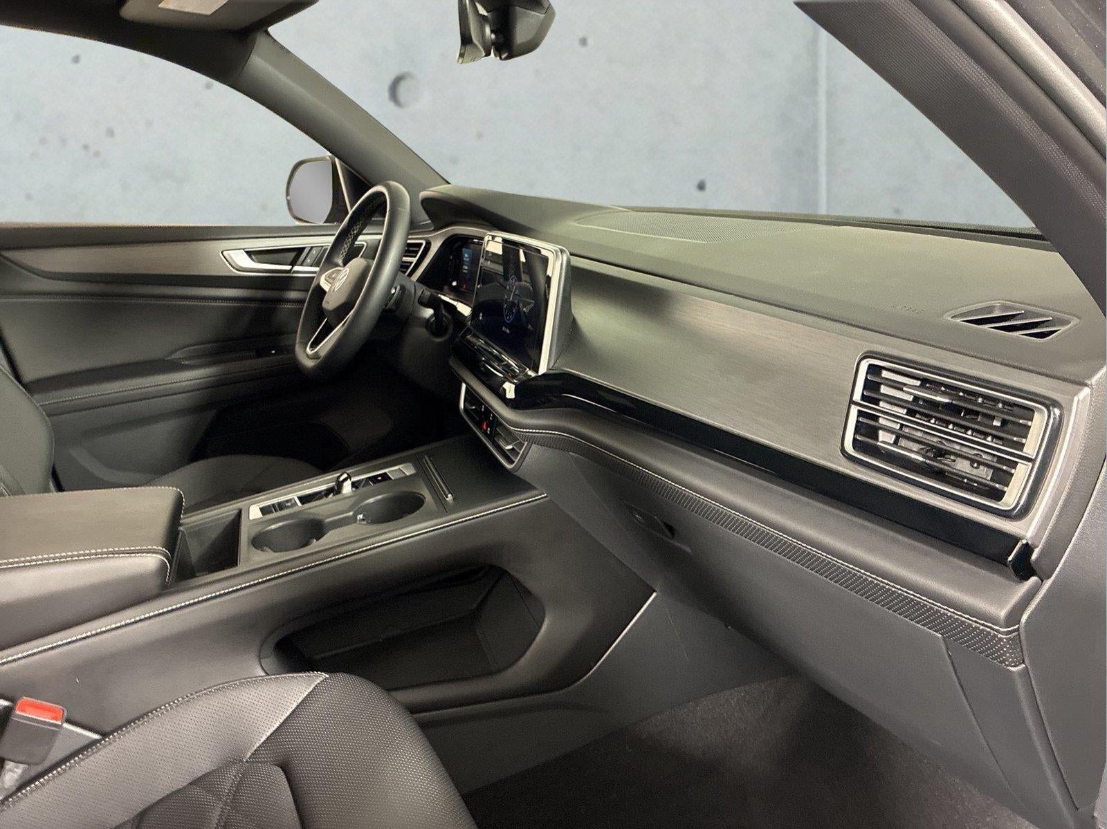 2024 Volkswagen Atlas Cross Sport 2.0T SE