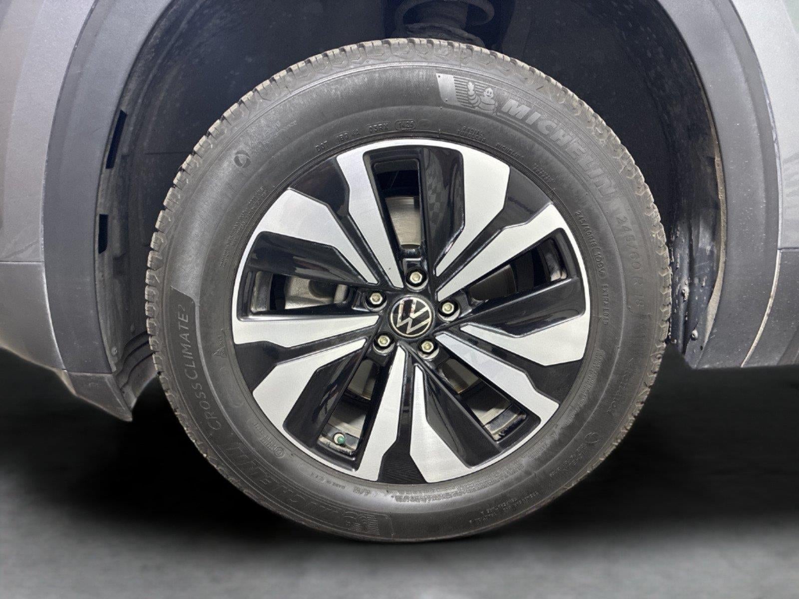 2024 Volkswagen Atlas Cross Sport 2.0T SE