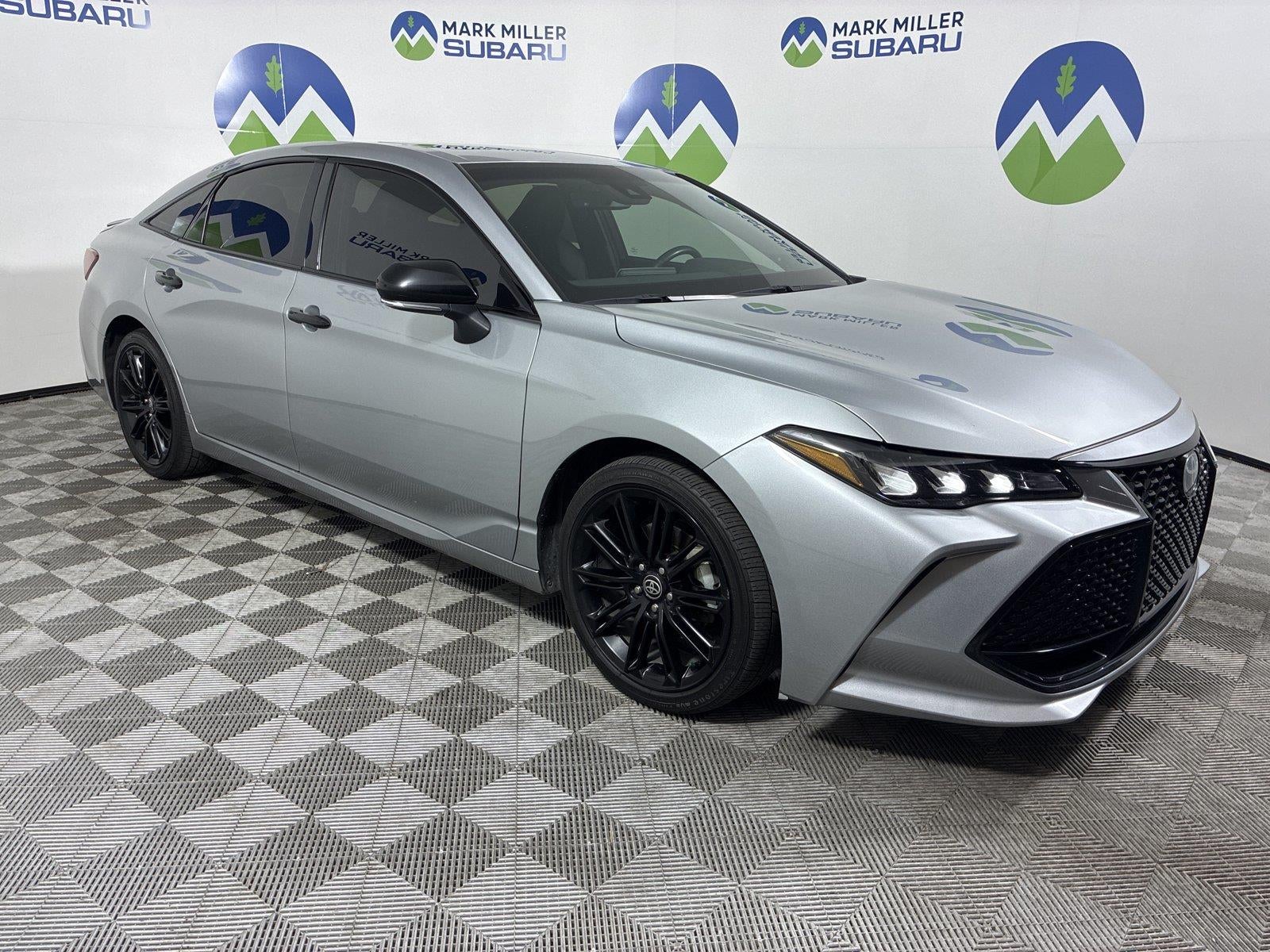 2022 Toyota Avalon Hybrid XSE Nightshade