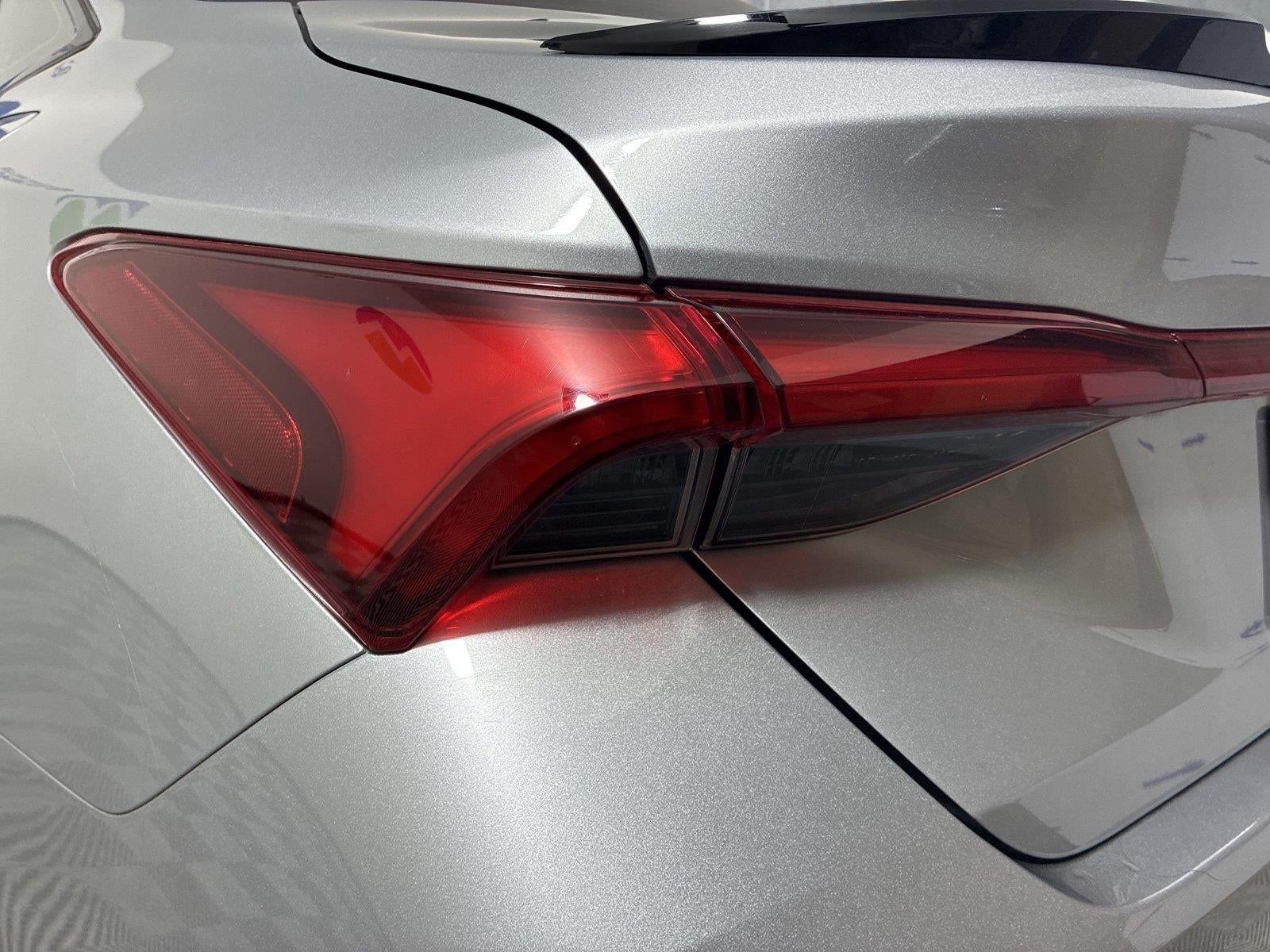 2022 Toyota Avalon Hybrid XSE Nightshade