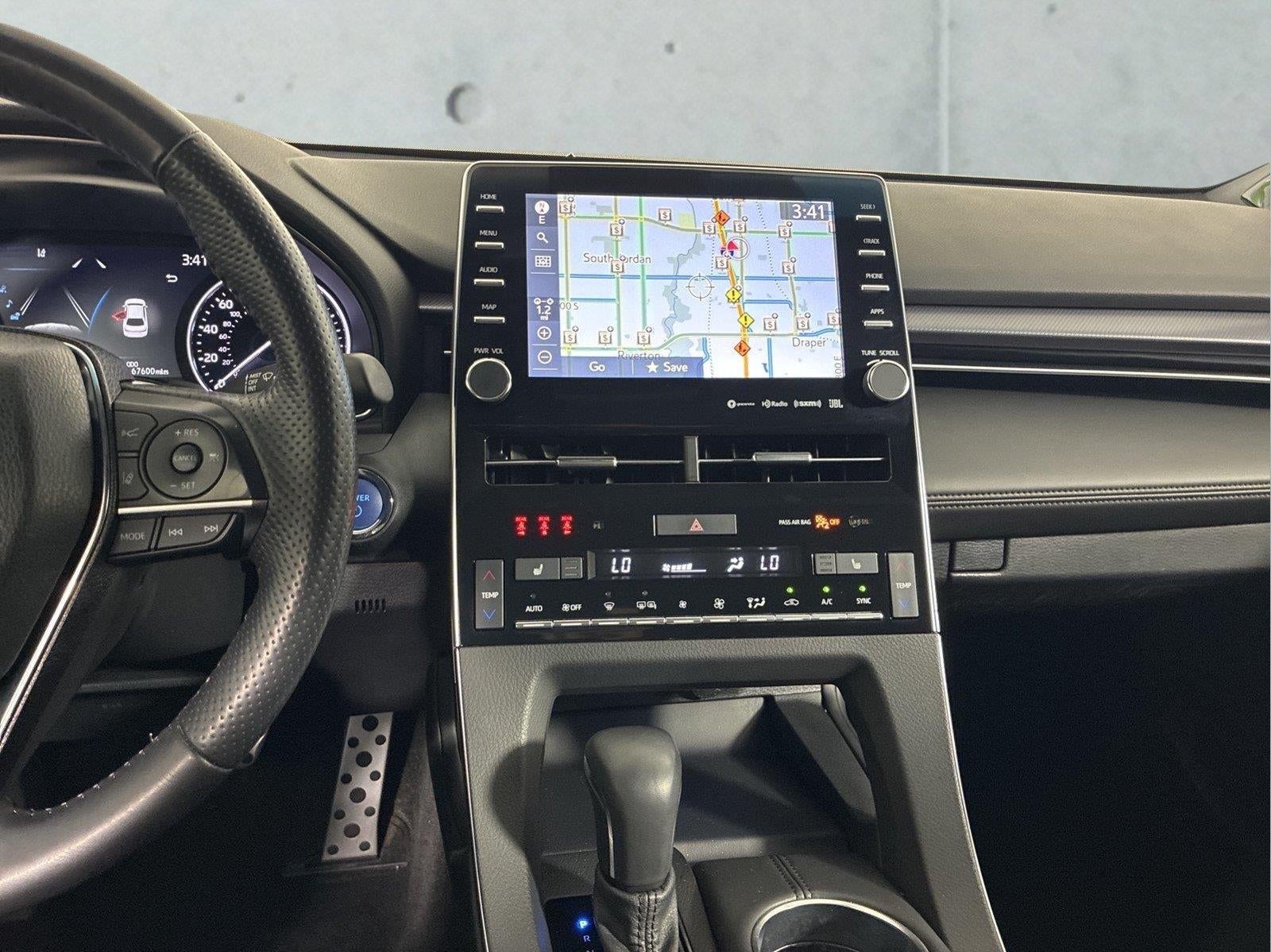 2022 Toyota Avalon Hybrid XSE Nightshade