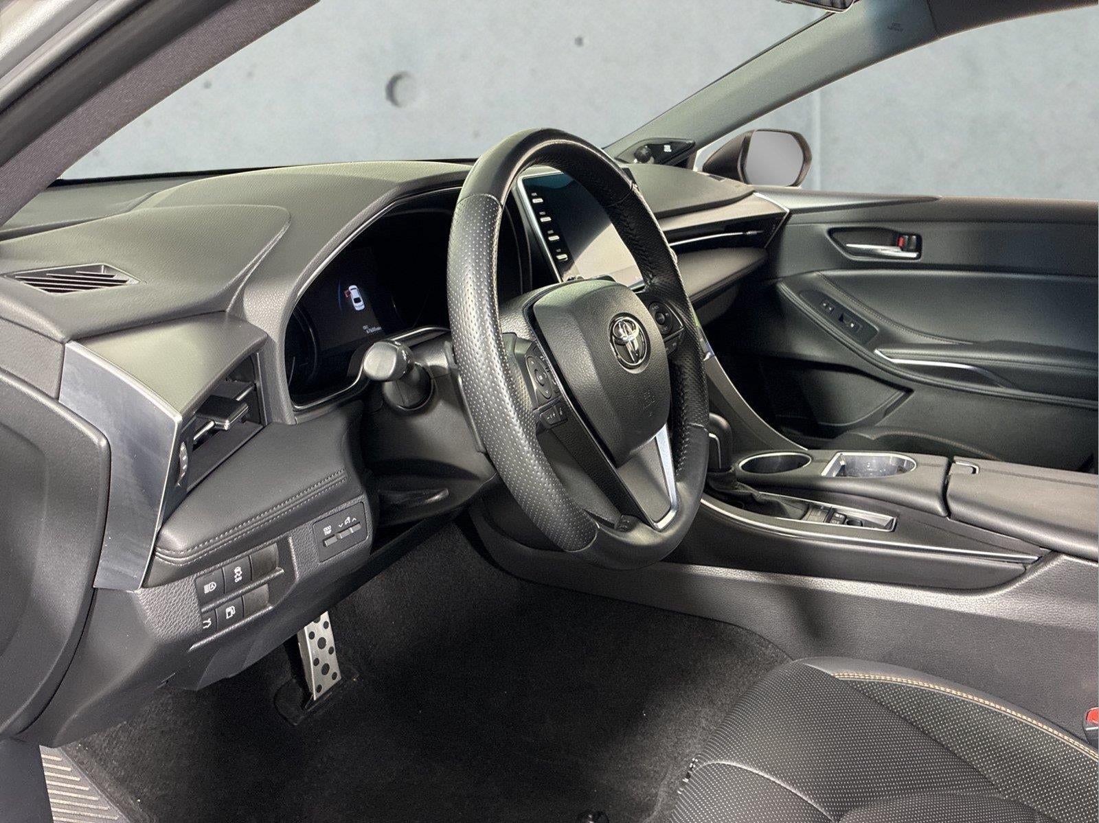 2022 Toyota Avalon Hybrid XSE Nightshade