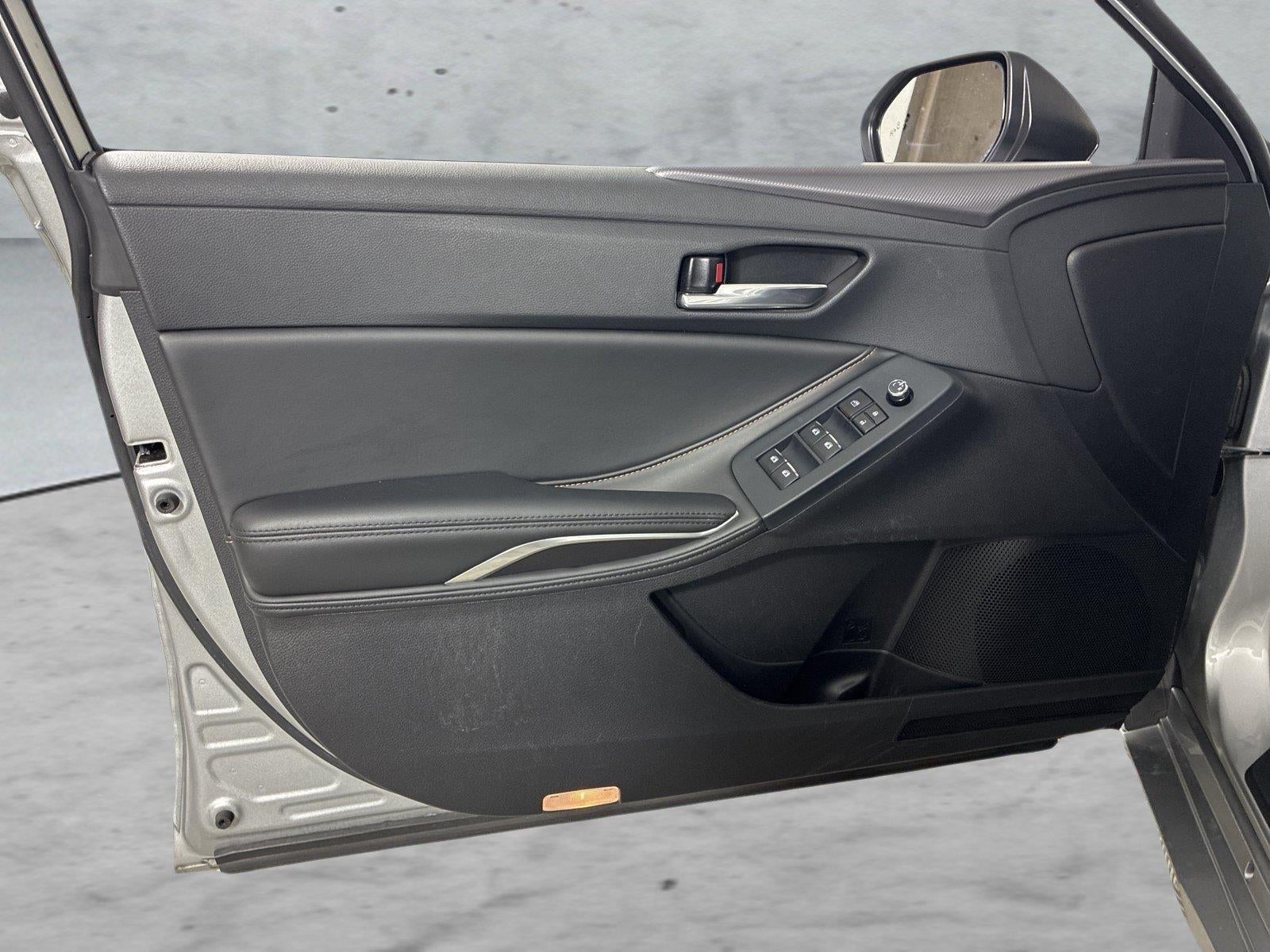 2022 Toyota Avalon Hybrid XSE Nightshade