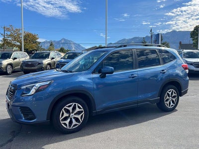 2022 Subaru Forester Premium