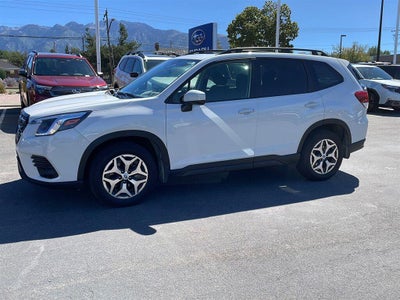 2023 Subaru Forester Premium
