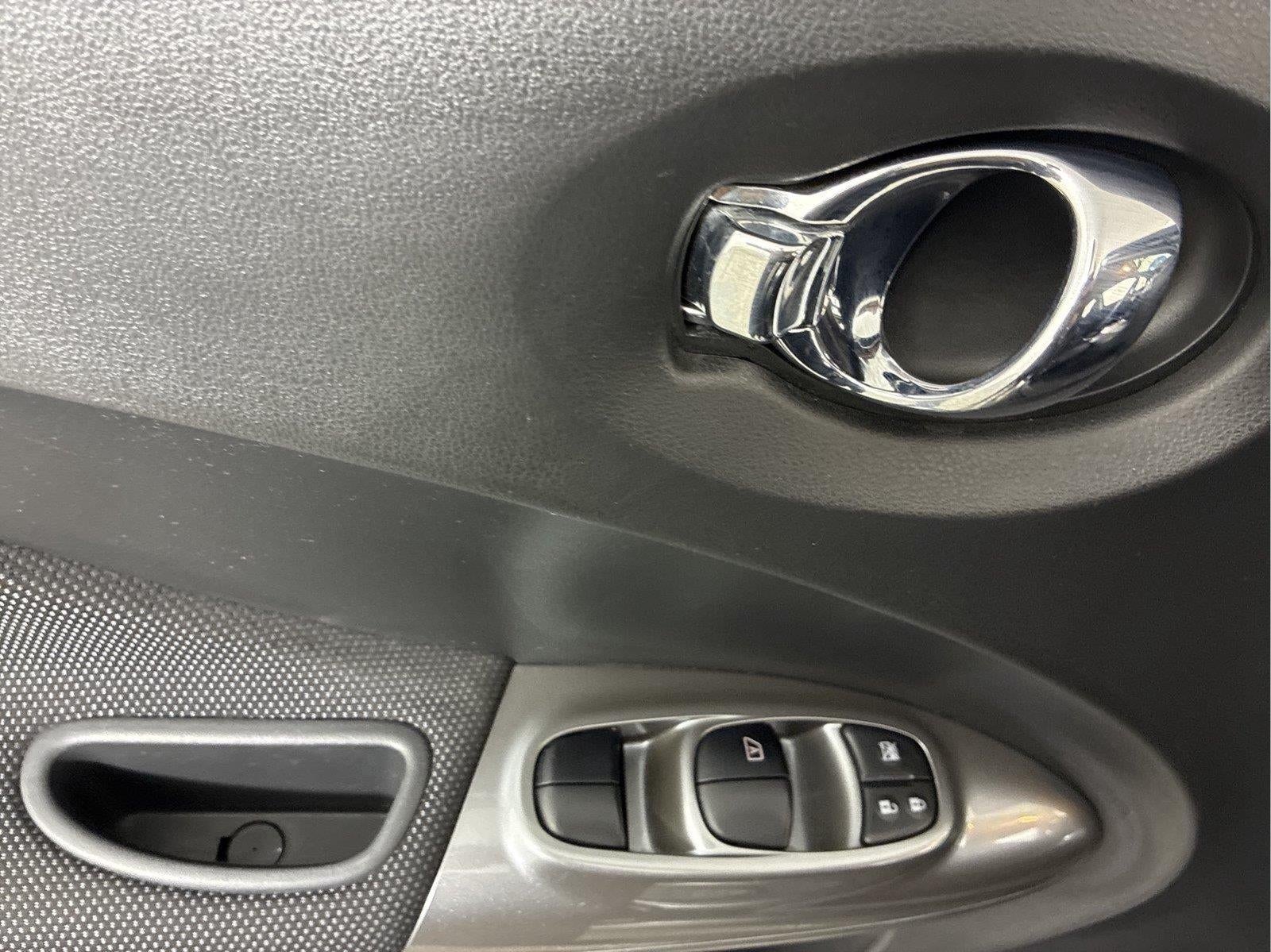 2014 Nissan Juke S