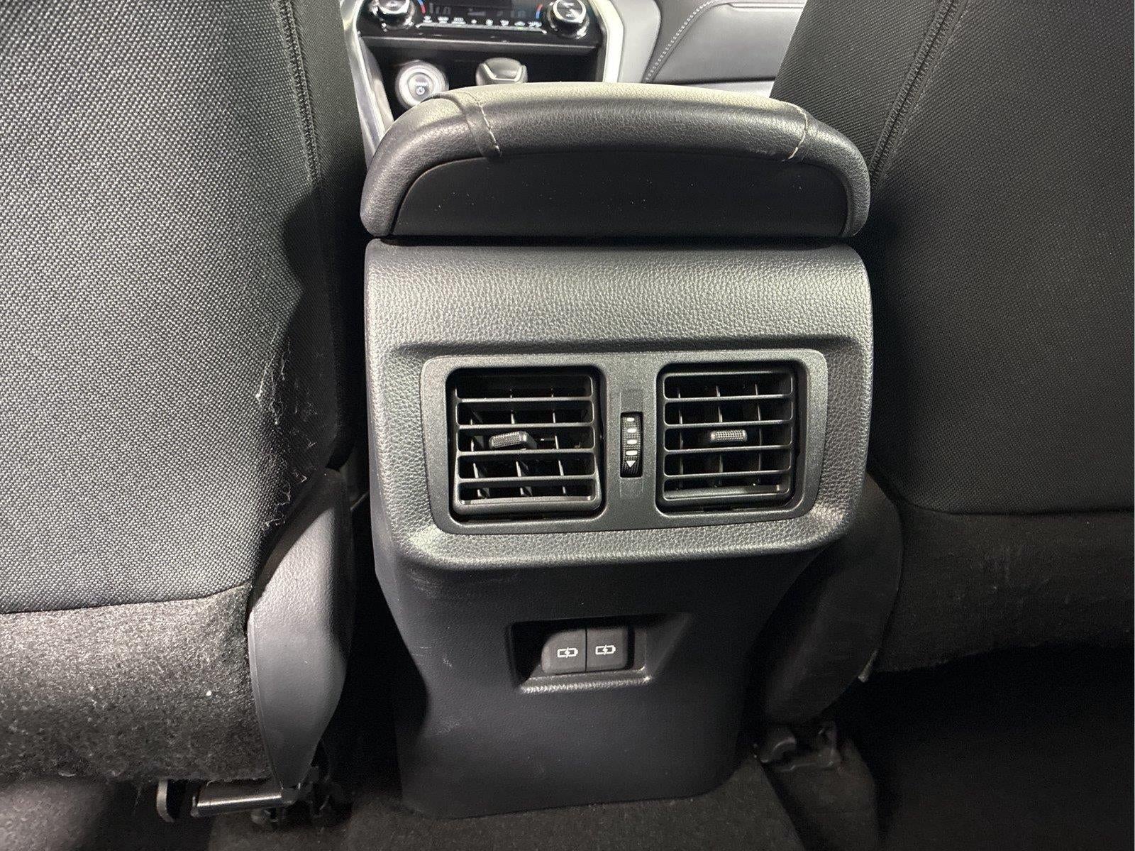 2024 Toyota Venza LE