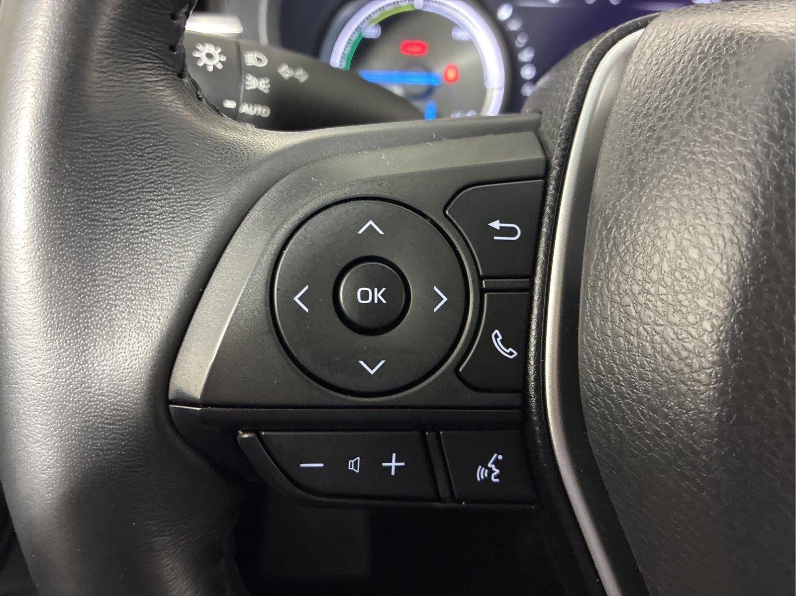 2024 Toyota Venza LE