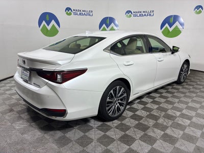 2019 Lexus ES 300h