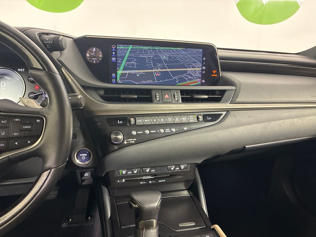2019 Lexus ES 300h