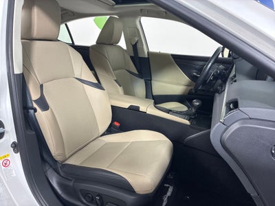 2019 Lexus ES 300h