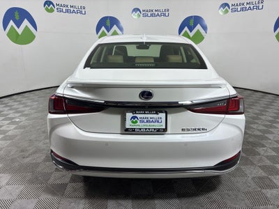 2019 Lexus ES 300h