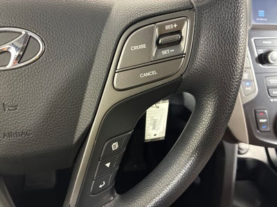2017 Hyundai Santa Fe SE