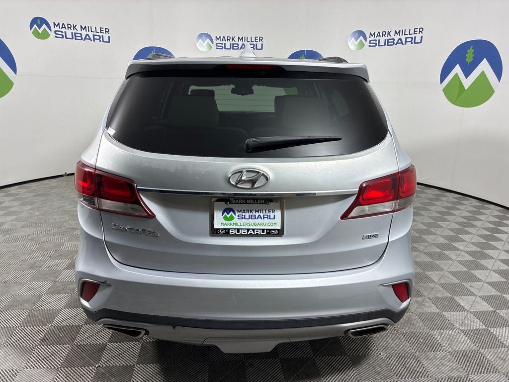 2017 Hyundai Santa Fe SE