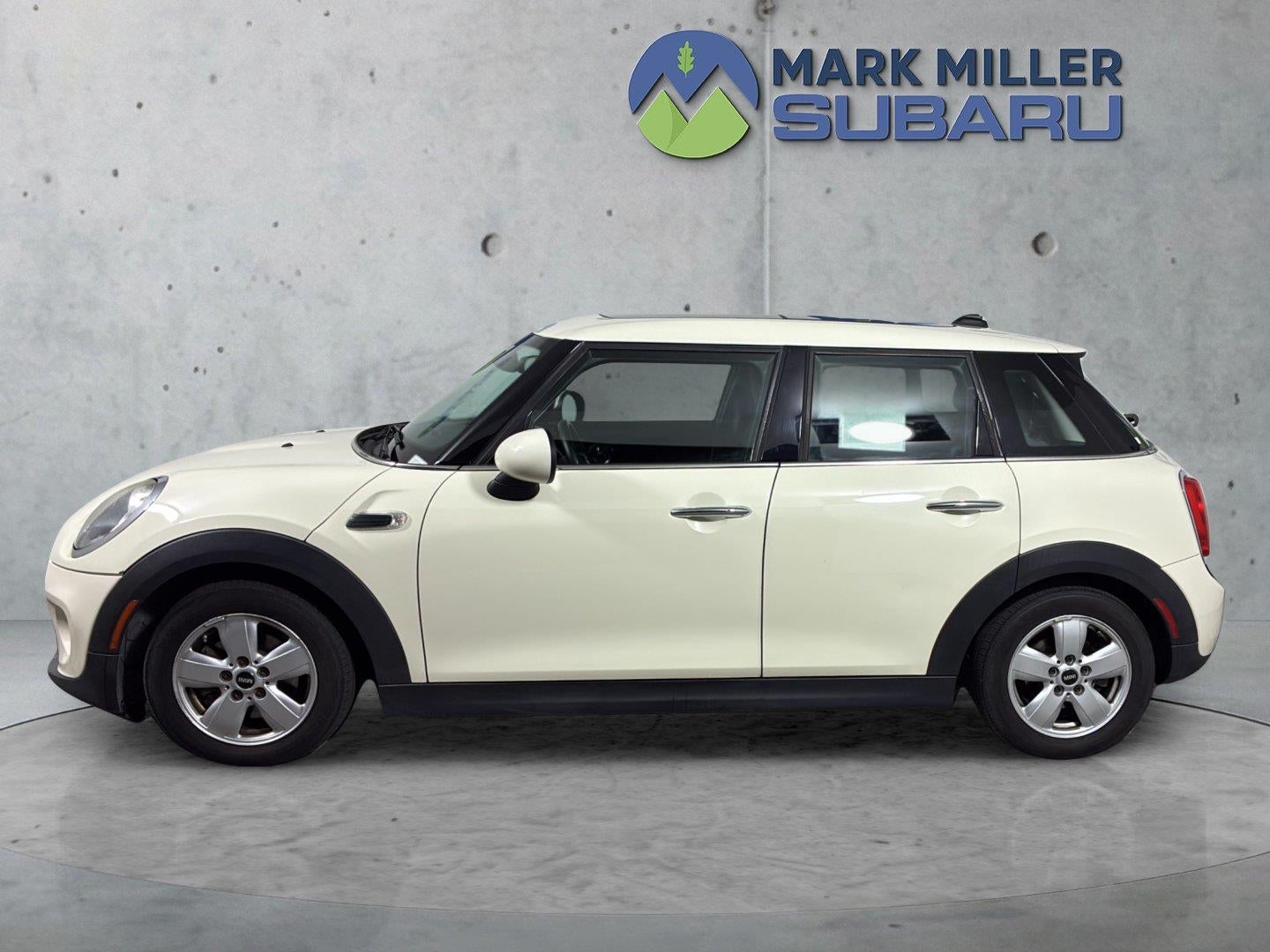 2016 MINI Cooper Hardtop 4 Door Cooper