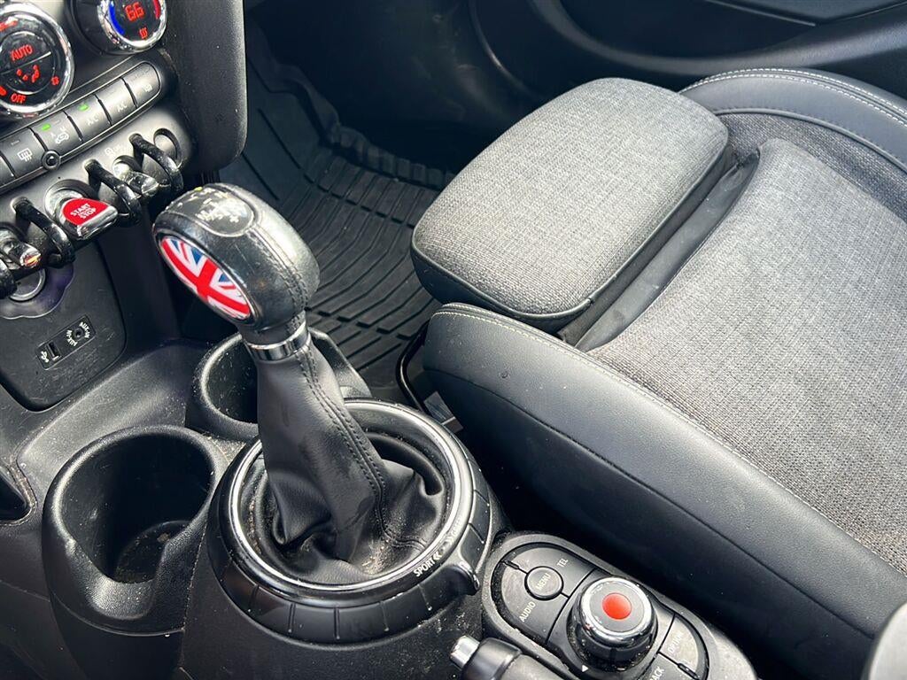 2016 MINI Cooper Hardtop 4 Door Cooper