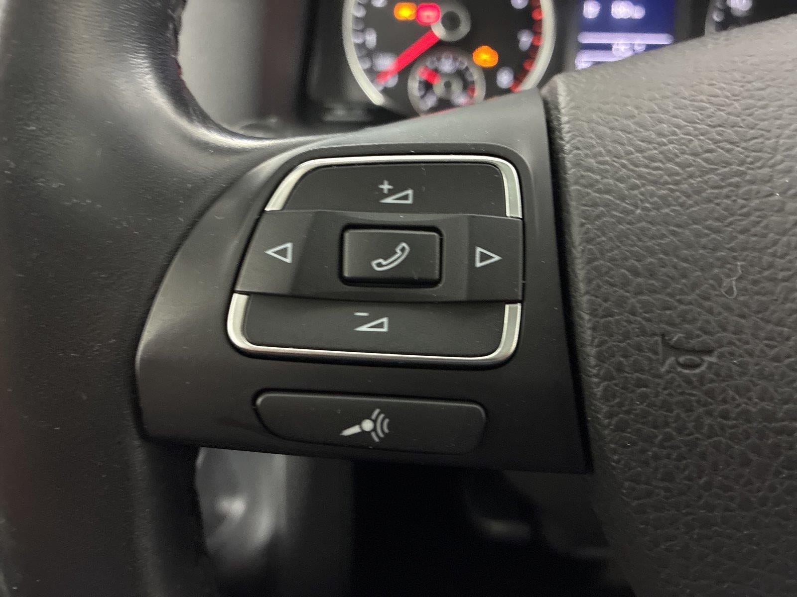 2016 Volkswagen Tiguan SE